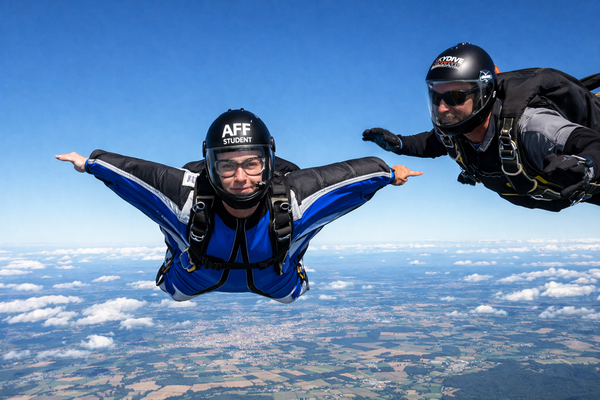 Wingsuit AFF skydive