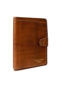 fronten af pindeetui project 67 fra redesigned i farven walnut
