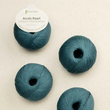 4 garnnoegler i kvaliteten arctic pearl fra pascuali i farven teal 15