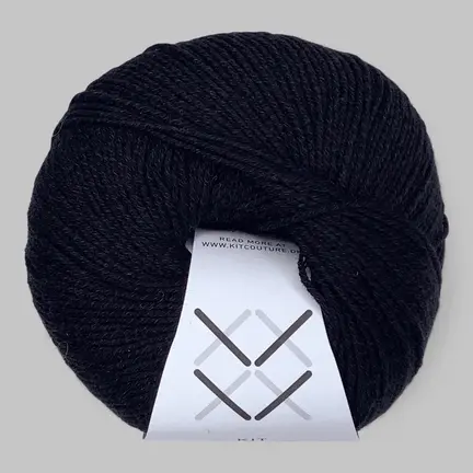 Garnnøgle Wool Cotton fra Kit Couture i farven sort