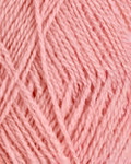 close up af garnet finull fra Rauma i farven pudderrosa 4087