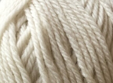 Close up af garn fra filcolana, kvalitet Peruvian Highland Wool farve pistachio mist