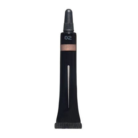 Flydende creme-øjenskygge med metallic finish – vandfast, langtidsholdbar og velegnet til følsomme øjne. Giver intens farve og strålende glød.