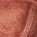 Close up af isager silk mohair farve 28 garn