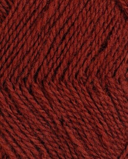 close up af garnet finull fra Rauma i farven 425 kobberrød