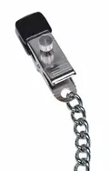 Fetish Collection Boob Chain SX brystklemmer med justeringsskruer, gummihætter og metalkæde