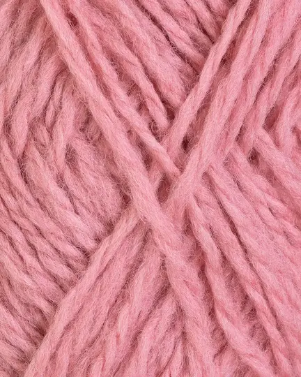 close up af garnet vams fra rauma i farven rosa