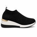 Sort slip-on sneaker med glimmer og kilehæl – Komfort