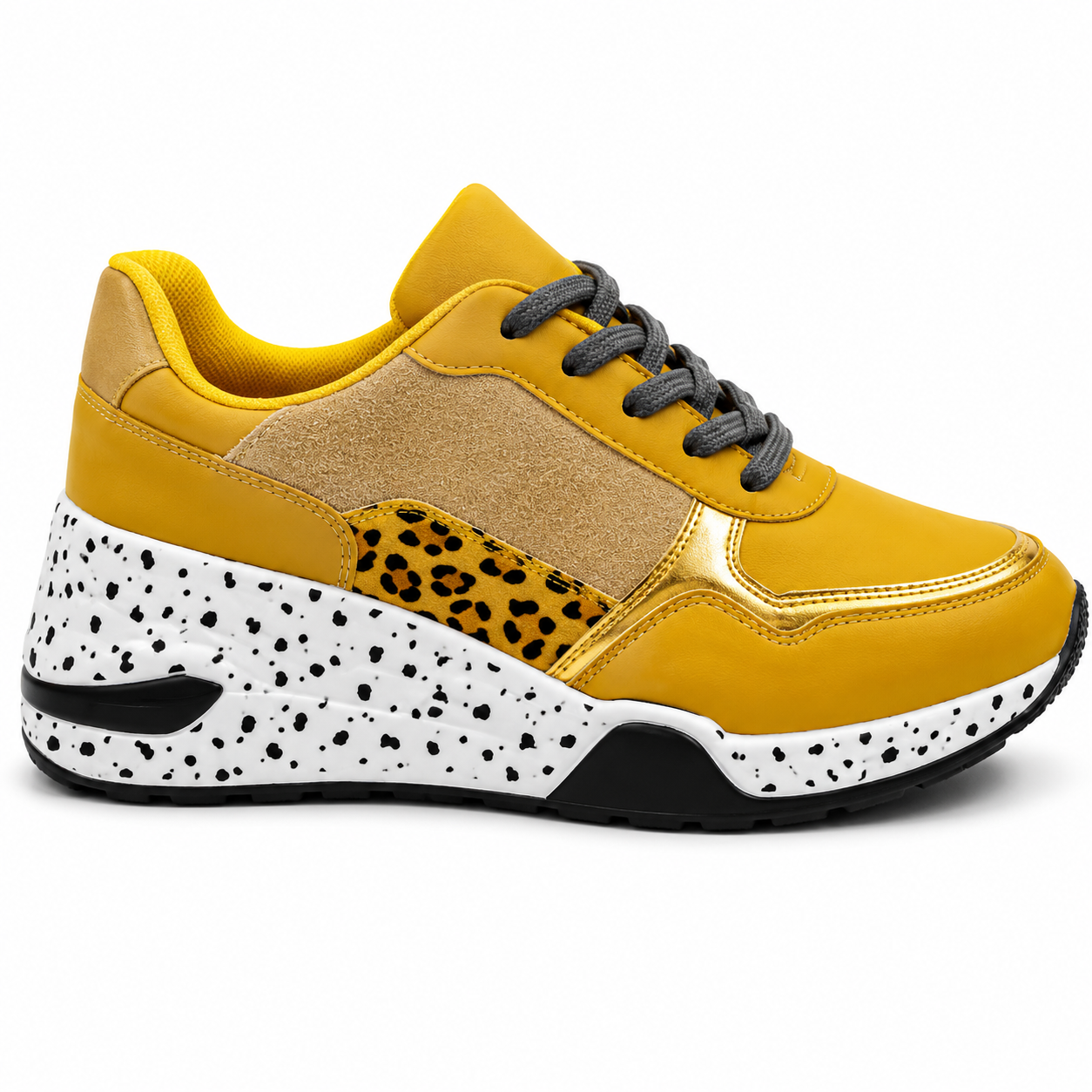 Savanna Luxe Sneaker - 39