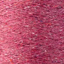 Close up af garnet Kinu fra ITO garn i farven Hydrangea