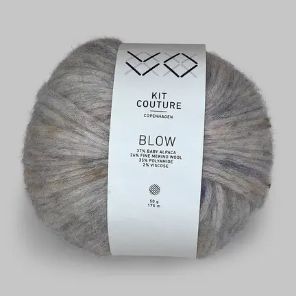 Blow garn fra Kit Couture i farven lysegrå