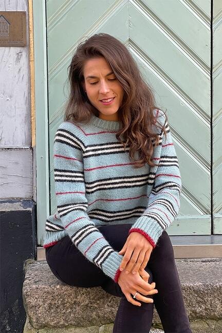 Silkes sweater i blå fra CaMaRose