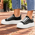 Tempo XY27 Sneaker – Sort vist på model