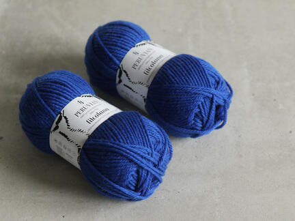 garnnoegler i kvaliteten peruvian highland wool fra filcolana i farven bright cobalt