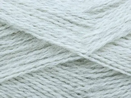 Close up af kvaliteten Alva fra filcolana i farven winter grey