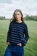 lun minagenser fra Rauma strikket i farven marine og natur i lun merino
