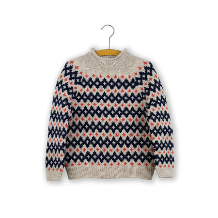 little inge sweater designet af leknit for isager