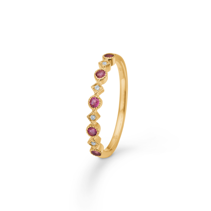 POETRY diamond ring in 14 karat gold | Danish design by Mads Z