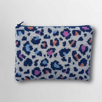 Leopard clutch fra baldyre forside til broderikit
