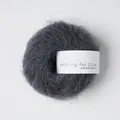 garnnoegle soft silk mohair fra knitting for olive farven midnat