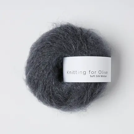 garnnoegle soft silk mohair fra knitting for olive farven midnat