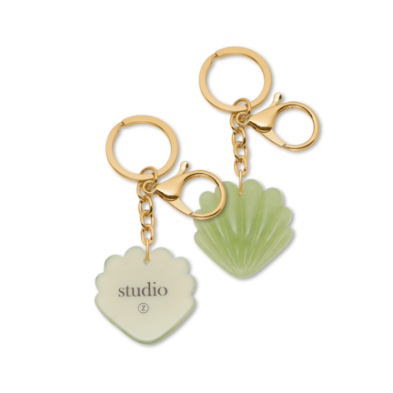 studio.z muslingeformet grøn nøglering i akryl