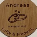 bordkort-trae-detalje-vielsesringe