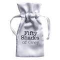 Fifty Shades of Grey vibrerende buttplug i silikone med bred base.