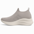 "Sporty sneaker i sort, hvid, grå og orange med luftpude i sålen"