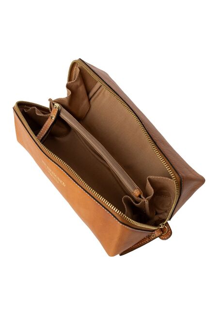 aaben etui project 41 fra re-designed i laeder og farven burned tan