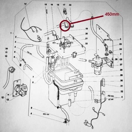 90 graders slange til vandtanken på Wittenborg FB7100 og 7100 plus 450 mm. lang.