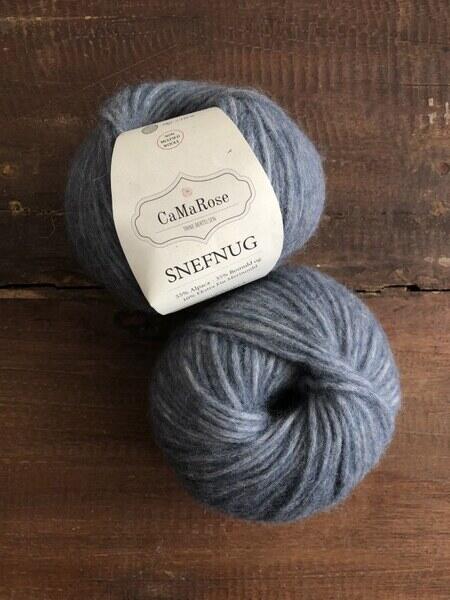 snefnug-jeans-blaa-camarose