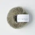 garnnoegle soft silk mohair fra knitting for olive farven stoevet elg