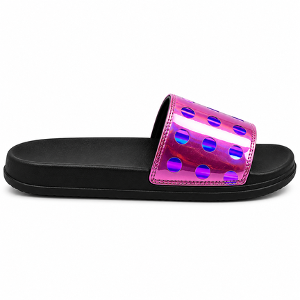 Sort slipper med guldfarvet metallic rem og prikmønster på hvid baggrund