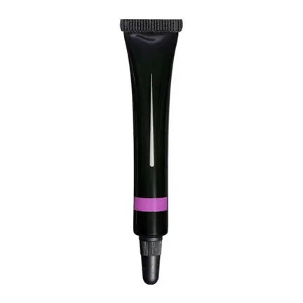 Flydende creme-øjenskygge med metallic finish – vandfast, langtidsholdbar og velegnet til følsomme øjne. Giver intens farve og strålende glød.