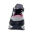 love sneakers