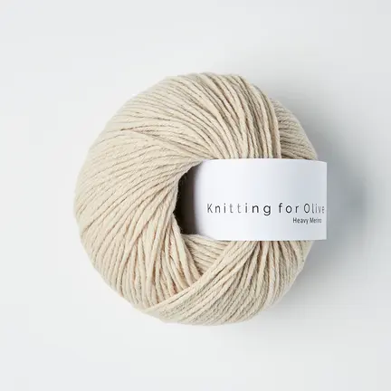 garnnoegle heavy merino fra knitting for olive i farven marcipan