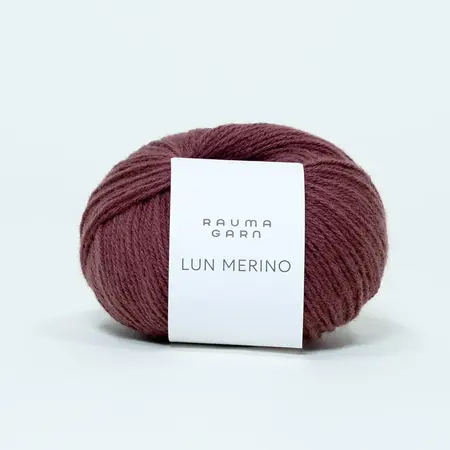 Garnet lun merino fra rauma garn i farven Støvet Blomme