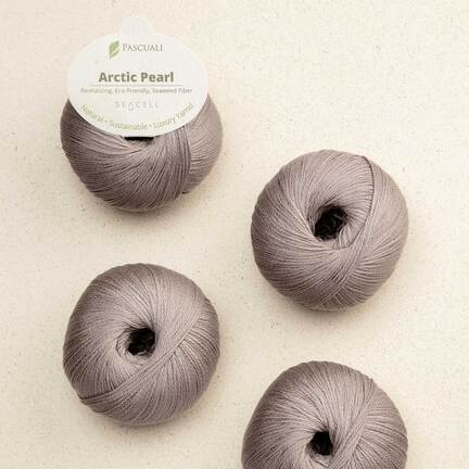 4 garnnoegler i kvaliteten arctic pearl fra pascuali i farven taupe 05