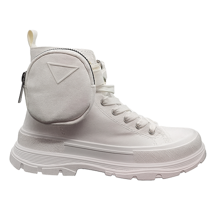 Hvid high-top damesneaker med rund lomme og kraftig sål