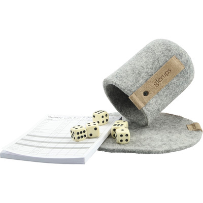 raflebaeger og tergning og yatzyblok fra glerups i farven lys graa