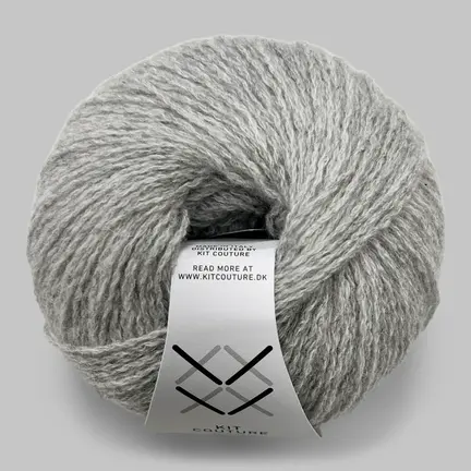 Garnnøgle 100% Cashmere fra Kit Couture i farven lysegrå