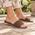 Betty Blue Damesandal – Brun vist på model