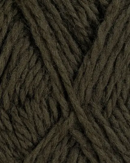 close up af garnet vams fra rauma i farven Mosgroen