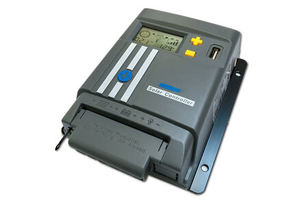 10A MPPT regulator med LCD display til båd og autocamper
