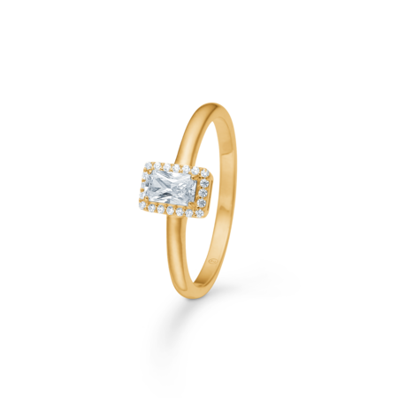 Astoria ring i 8 karat guld med zirkonia.