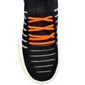 Sorte og orange sko med elastik