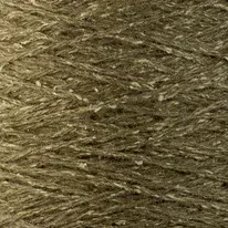Close up af garnet Shimo fra ITO garn i farven Oliven