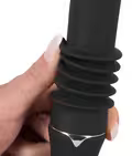 Portable Fucking Machine vibrator i blød silikone med vibration og thrust-funktion samt kraftig sugekop.