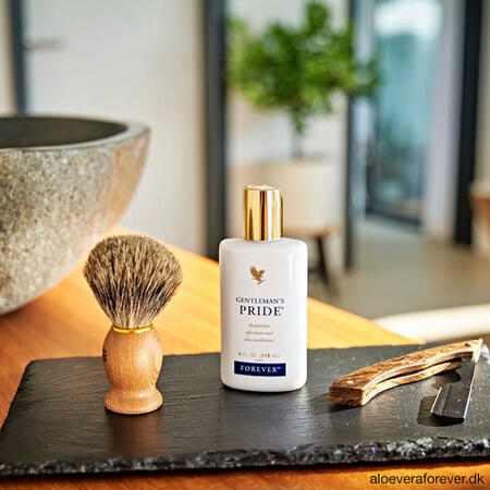 Gentlemans Pride aftershave lotion med barberkost